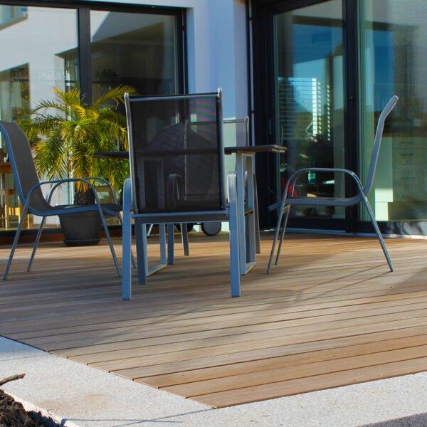 Bangkirai Terrassendielen kurze lieferzeit