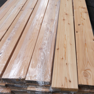 Europäische Lärche Terrassendielen qualitativ kaufen