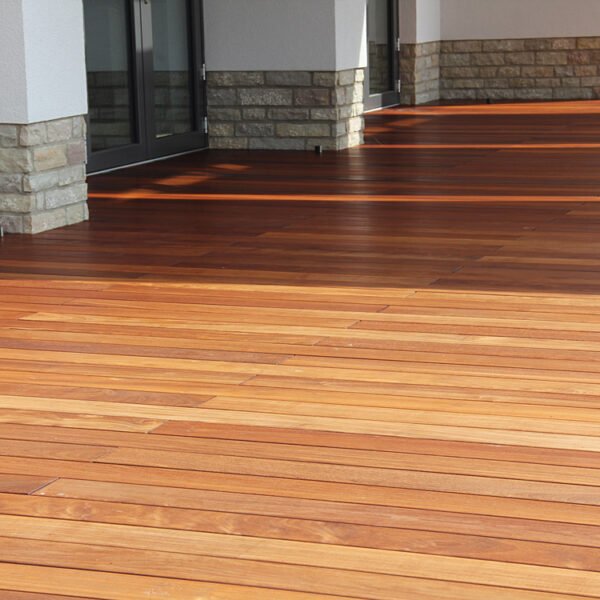 Ipe Terrassendielen sofort verfügbar