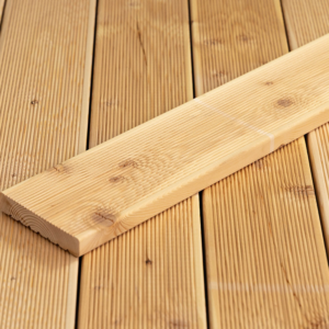 Kanadische Lärche Terrassendielen jetzt kaufen