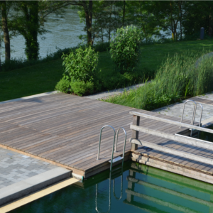 Kebony Clear Terrassendielen, glatt, Kanten gerundet, mit allgemeiner bauaufsichtlicher Zulassung Naturholz