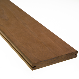 Kebony Clear Terrassendielen, glatt, seitlich genutet, Kanten gerundet, Rückseite Kanten gefast Holz kaufen