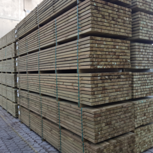 Kiefer Konstruktionsholz, kesseldruckimprägniert grün, allseitig glatt gehobelt, Kanten gefast schnell lieferbar