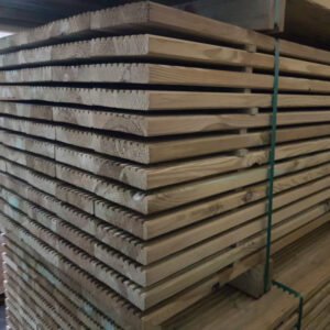 Kiefer Terrassendielen, 28×143 mm, kesseldruckimprägniert, grün, grob/fein