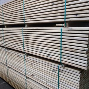 Kiefer Terrassendielen, kesseldruckimprägniert, grün sofort verfügbar