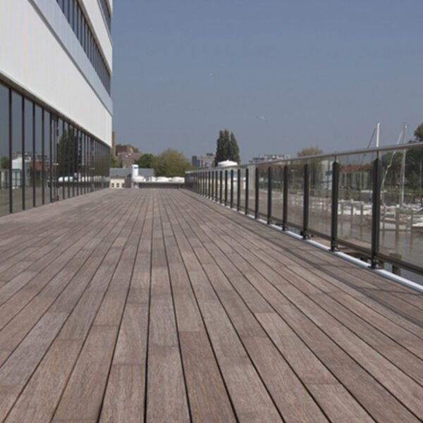 MOSO® Bambus Terrassendielen, Bamboo X-treme®, bombiert gebürstet, geölt mit Woca, einseitig nutzbar einfach kaufen