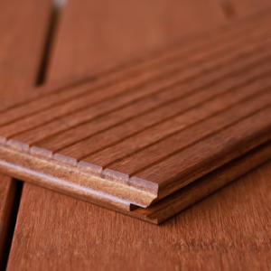 Moso-Bambus Terrassendielen, vorgeölt coffee, 3 Stk./Bund, mineralveredelt, seitlich genutet, stirnseitig Nut & Feder Holz Qualität