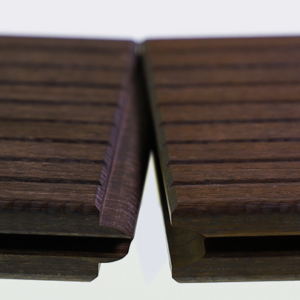 Moso-Bambus Terrassendielen, thermobehandelt, roh, 3 Stk./Bund, seitlich genutet, stirnseitig Nut & Feder Holzhandel