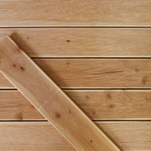 Kanadische Lärche Terrassendielen Holz Qualität